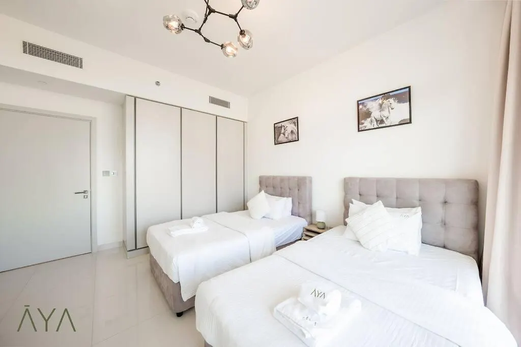 Luxurious 2-Br At Sunrise Bay, Emaar Beachfront Dubai Apartment