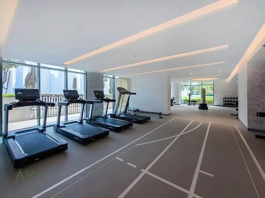 Apartment Luxurious 2-Br At Sunrise Bay, Emaar Beachfront Dubai